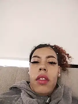 Pamelamiler   online show from 07-03-26, 11:39