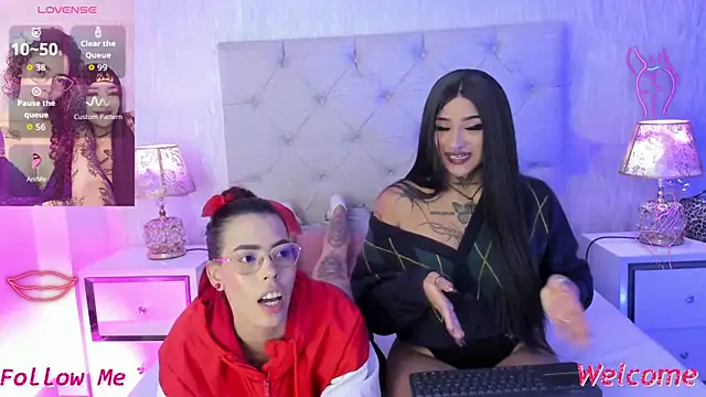 Pamelamiler   online show from 04-13-26, 11:20