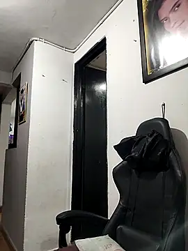 Pamelamiler   online show from 11-16-25, 11:04