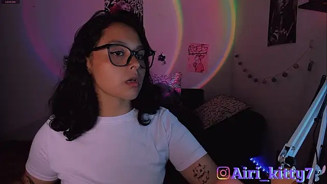 lila kitty81 online show from 02-04-26, 10:05