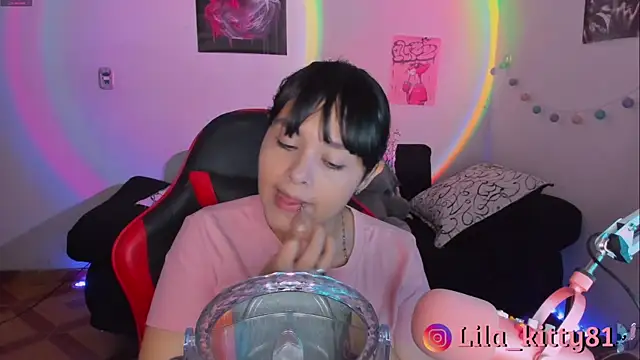 Snapshot of lila_kitty81 chatting on 10-08-25, 08:31 lila kitty81 online show from 10-08-25, 08:31