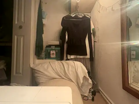 prettylilandrea online show from 11-10-25, 07:02