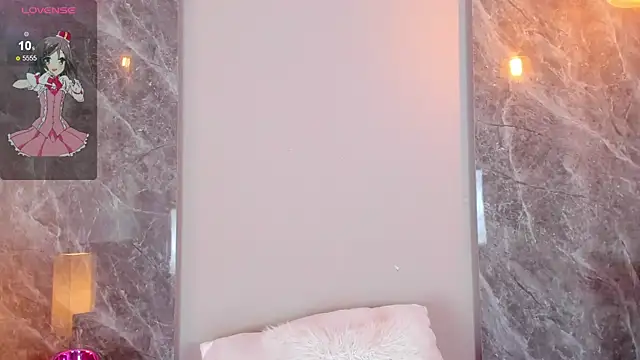 Emma hunter  online show from 12-17-25, 08:58