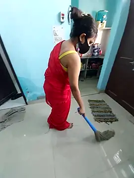 Snapshot of hotty-sapna chatting on 09-25-25, 05:13 hotty-sapna online show from 09-25-25, 05:13