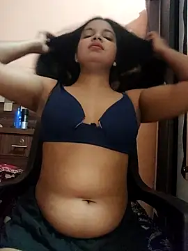 Maahhii 2 online show from 03-19-26, 11:05