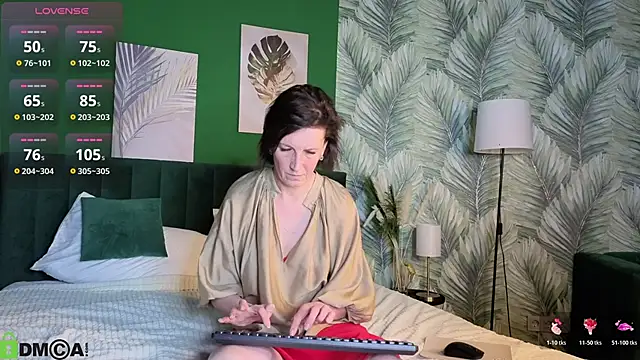 Lia Reyn online show from 05-06-26, 12:20