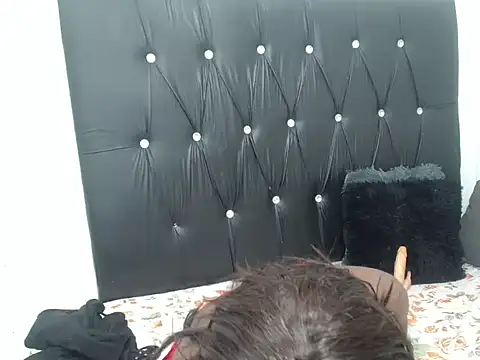 Lsnickykhanyile online show from 10-02-25, 06:55