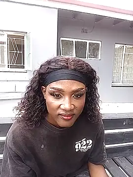 Lsnickykhanyile online show from 02-19-26, 09:28