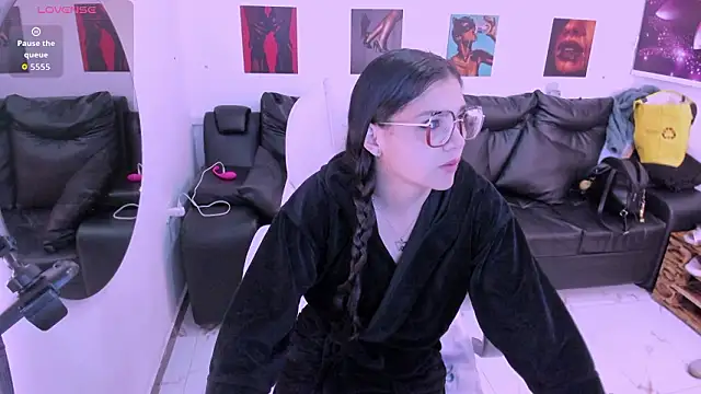 Snapshot of iam_sammy_01 chatting on 03-30-26, 12:06 iam sammy 01 online show from 03-30-26, 12:06