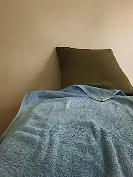 Snapshot of PussyLover880099 chatting on 10-09-25, 09:43 PussyLover880099 online show from 10-09-25, 09:43