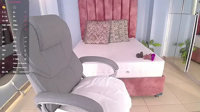 JeinnoveMontenegr0 online show from 03-09-26, 02:20