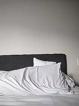 Cami Konor online show from 11-13-25, 07:40