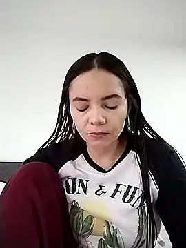 Cami Konor online show from 11-21-25, 09:03