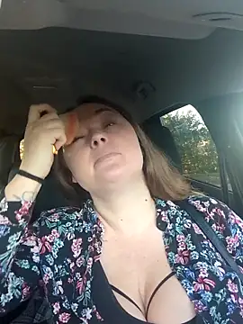 BrokenWife online show from 10-13-25, 06:26