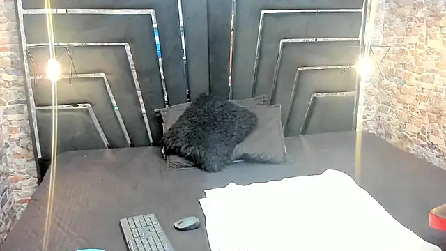 ALYANNA HOT  online show from 11-23-25, 12:48