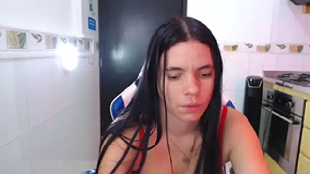 maira tf online show from 12-14-25, 04:08