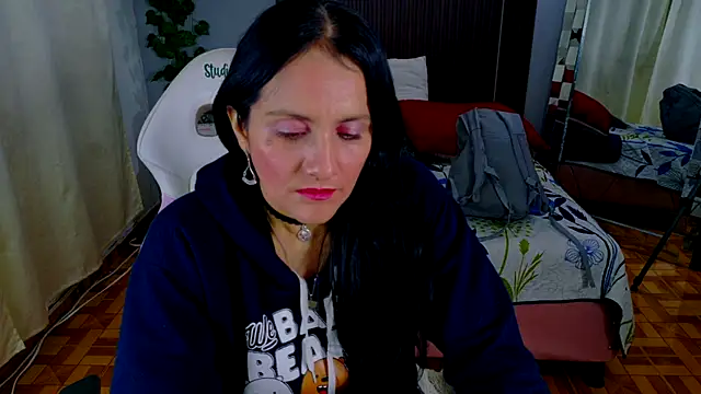 kataleya 29 online show from 11-28-25, 03:23