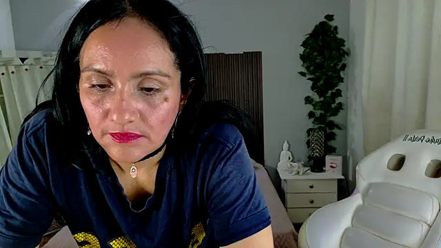 kataleya 29 online show from 11-10-25, 08:36