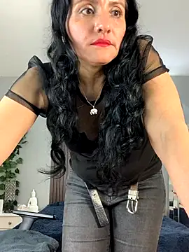 kataleya 29 online show from 10-30-25, 09:22