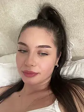 Snapshot of Ashley-Evans chatting on 02-26-25, 07:34 Ashley-Evans online show from 02-26-25, 07:34