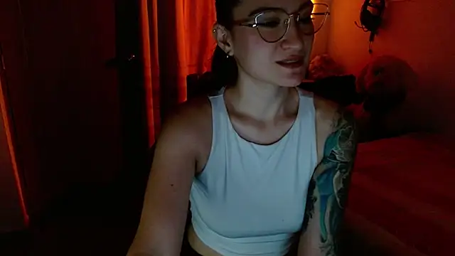 lia ana online show from 05-05-26, 05:32