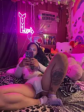 TranSexualJade95 online show from 04-04-26, 07:26