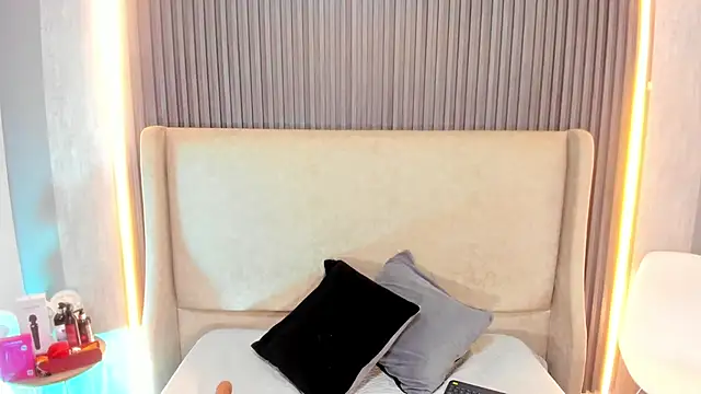 AbbyBeck online show from 02-05-26, 02:35