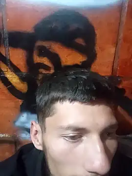 alexandercruz online show from 04-09-26, 06:15