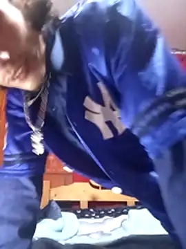 alexandercruz online show from 12-18-25, 06:51