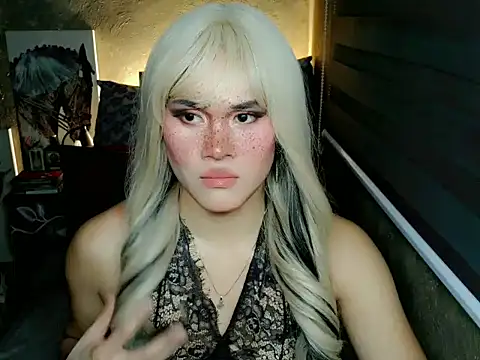 YllanaAltheaXxX online show from 04-20-26, 08:54