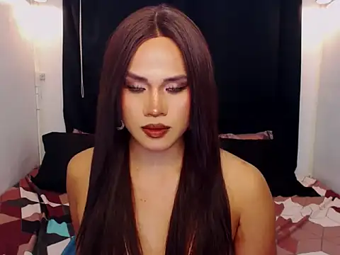 YllanaAltheaXxX online show from 02-10-26, 01:37