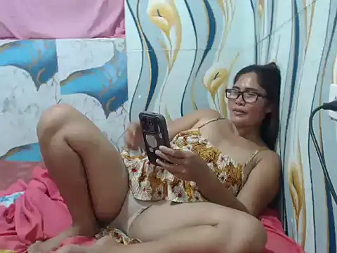 Juicy 69xx online show from 07-19-26, 10:34