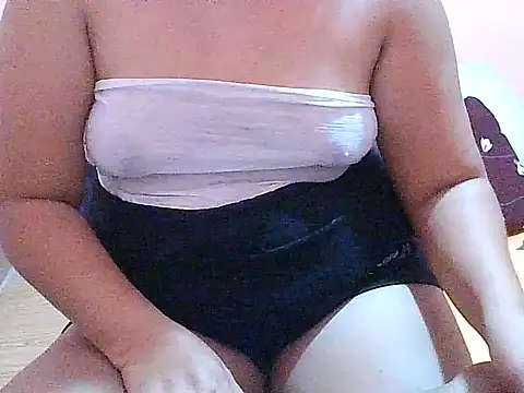 Snapshot of fresh_rosie chatting on 06-03-26, 08:13 fresh rosie online show from 06-03-26, 08:13