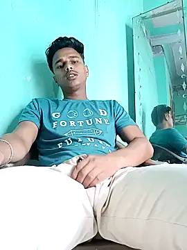 Snapshot of Asish_007 chatting on 09-20-25, 02:27 Asish 007 online show from 09-20-25, 02:27