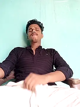 Snapshot of Asish_007 chatting on 09-10-25, 05:28 Asish 007 online show from 09-10-25, 05:28