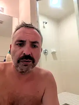 cloudymatt online show from 10-21-25, 02:27