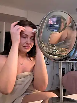 Snapshot of SwedishBaabe chatting on 11-12-25, 11:03 SwedishBaabe online show from 11-12-25, 11:03