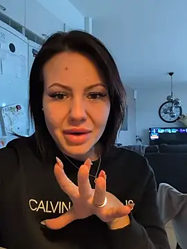 Snapshot of SwedishBaabe chatting on 10-09-25, 11:00 SwedishBaabe online show from 10-09-25, 11:00