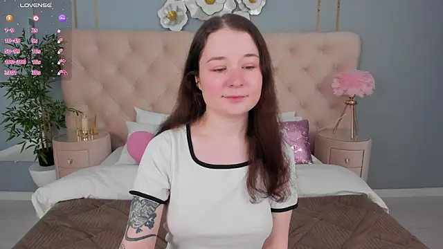 NancyJonson online show from 04-10-26, 03:24