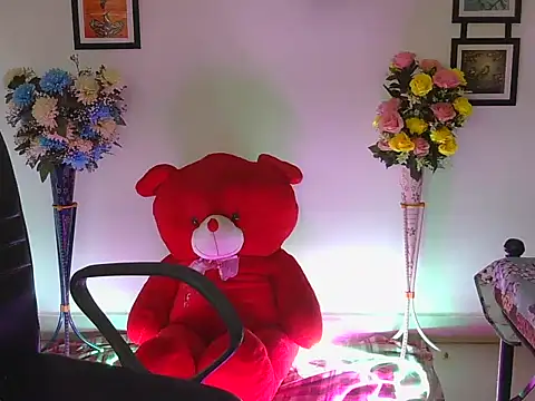 Hotti figure online show from 09-20-25, 10:37