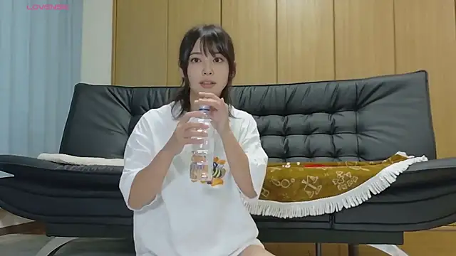 Snapshot of rikachan_perfect chatting on 09-26-25, 04:14 rikachan perfect online show from 09-26-25, 04:14