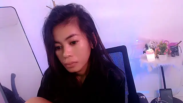Snapshot of daretolovemee_18 chatting on 09-08-25, 11:04 daretolovemee 18 online show from 09-08-25, 11:04
