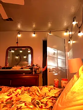 thejohnryancollection online show from 11-02-25, 10:59