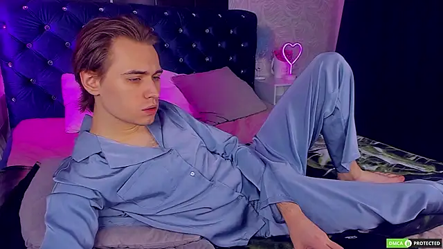 WilliamDyson online show from 11-28-25, 03:07