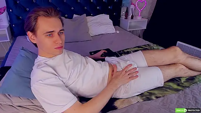 WilliamDyson online show from 10-04-25, 03:08