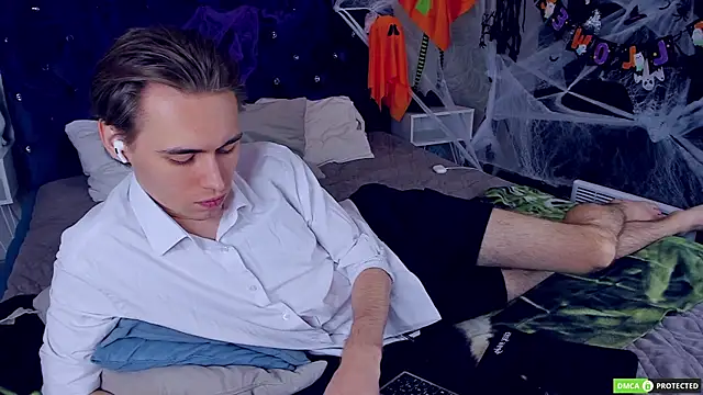 WilliamDyson online show from 10-16-25, 03:15