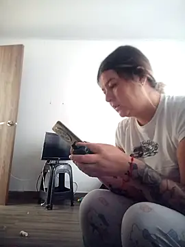 Fernandar2025 online show from 03-31-26, 03:03