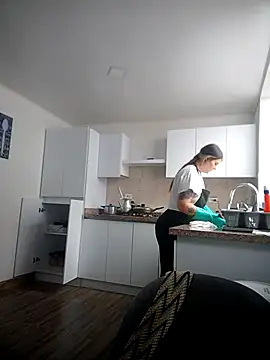 Fernandar2025 online show from 04-06-26, 06:09