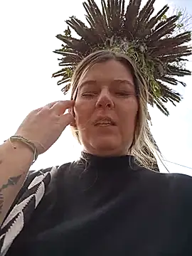 Fernandar2025 online show from 12-15-25, 06:36