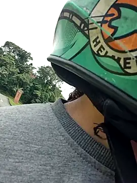 Fernandar2025 online show from 12-22-25, 02:39